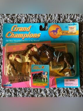 Grand Champions Mini Collection Horse Playset - Brown & Cream